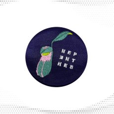 画像5: CYNCA 刺繍缶バッジ ウツボカズラ (5)